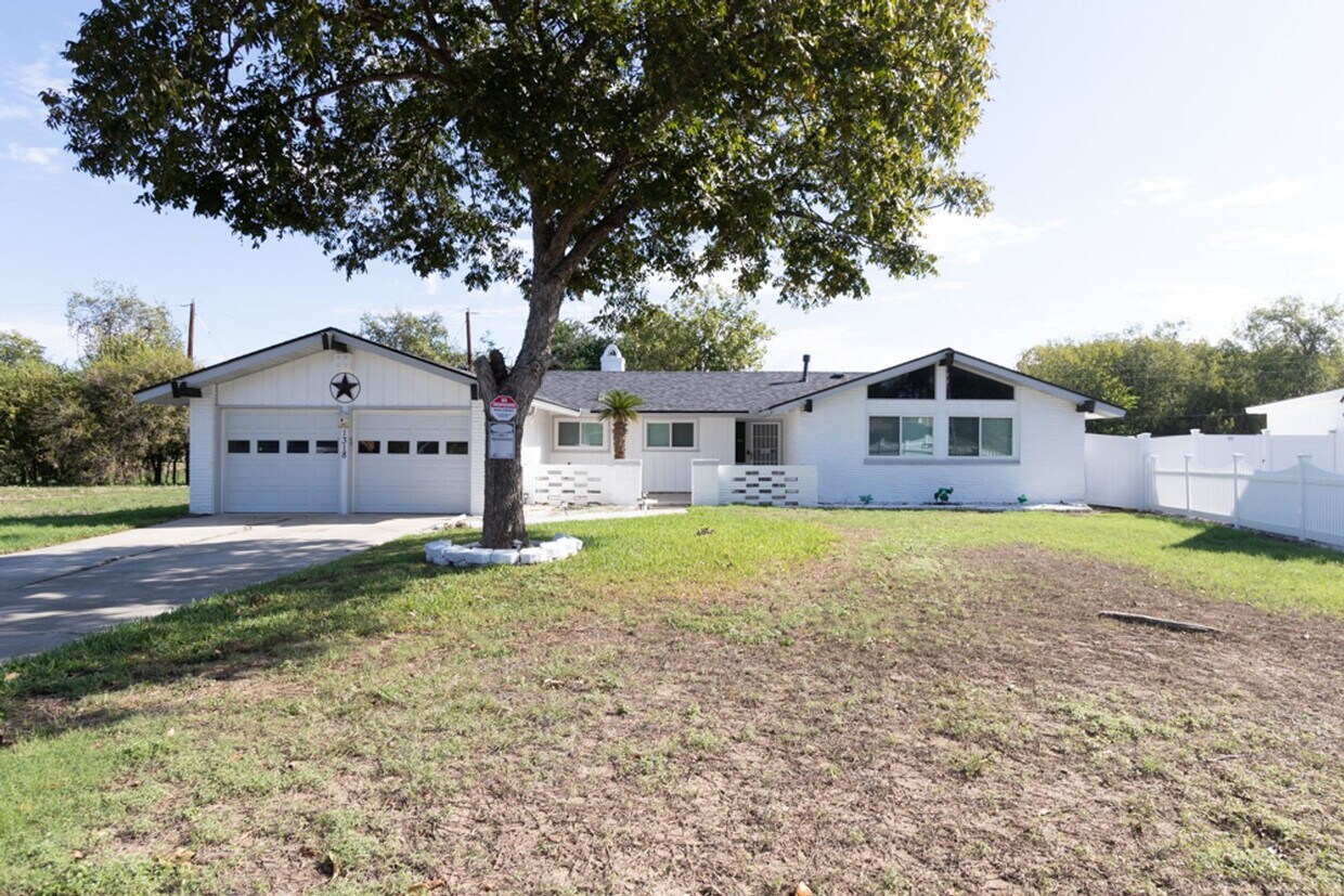Primary Photo - BEAUTIFULLY REMODELED SINGLE STORY 4 BEDRO...