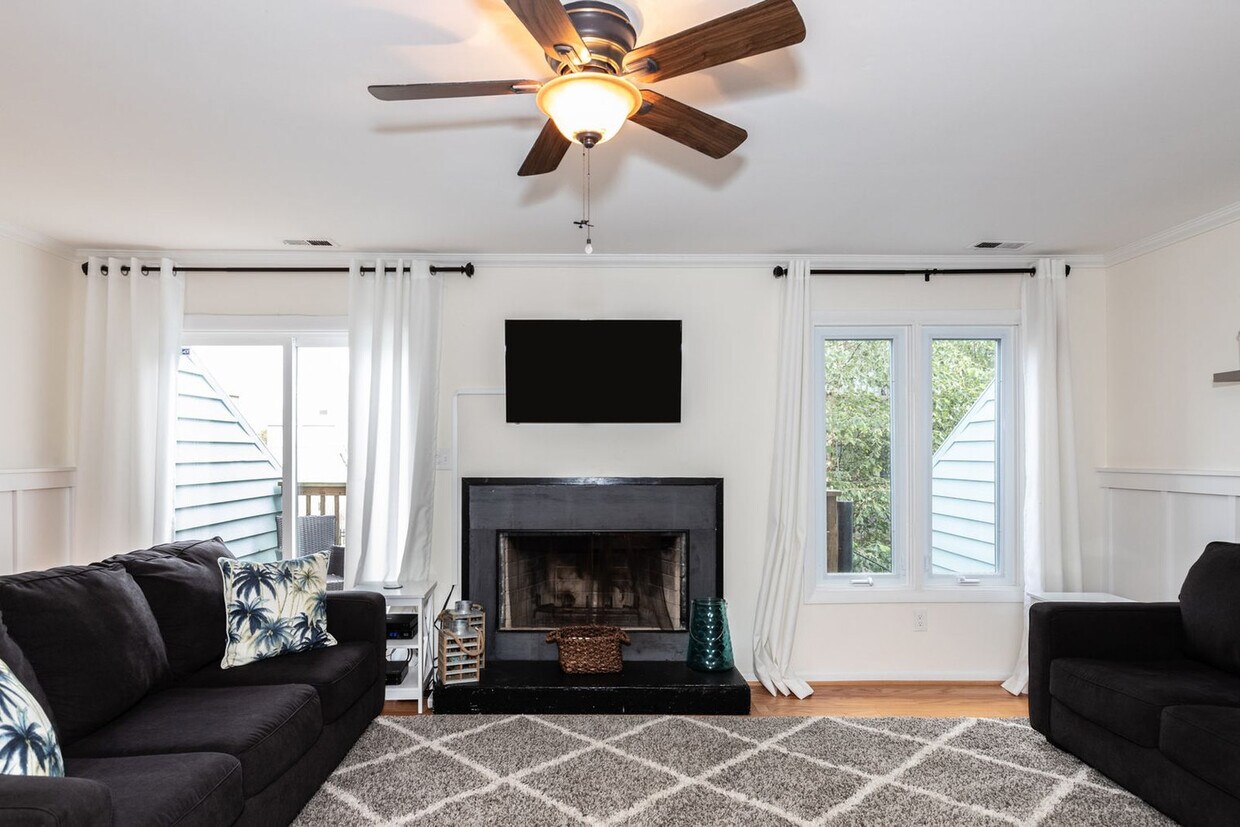 Foto principal - 345 25th St