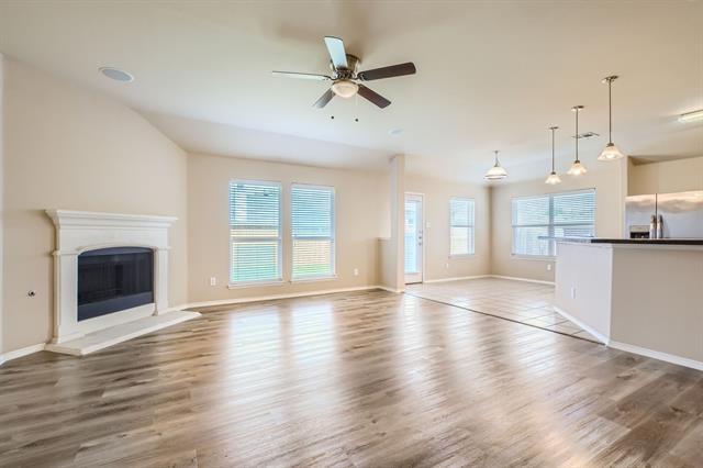 Building Photo - 3628 Swallow Dr