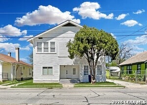 Building Photo - 827 Steves Ave