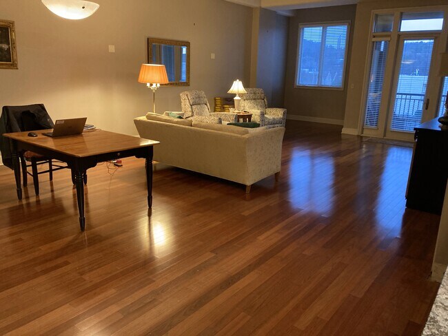 Foto del edificio - 1831 28th Ave S