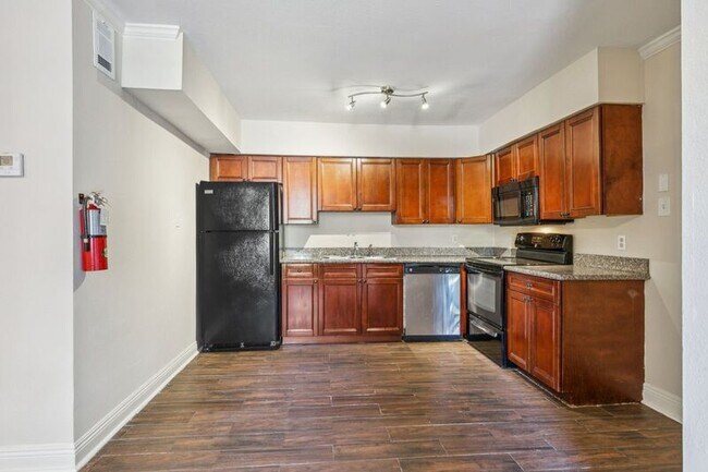 Foto del edificio - 1621 Governor Nicholls St