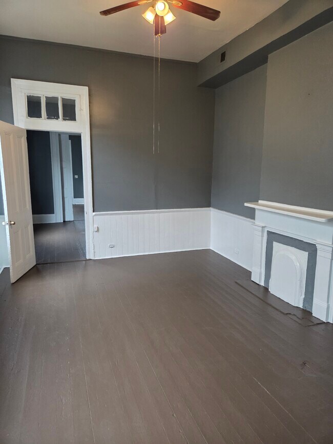 Foto del edificio - 2213 Baronne St