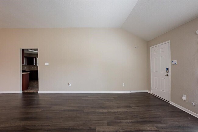 Foto del edificio - 3039 Upland Spring Trace