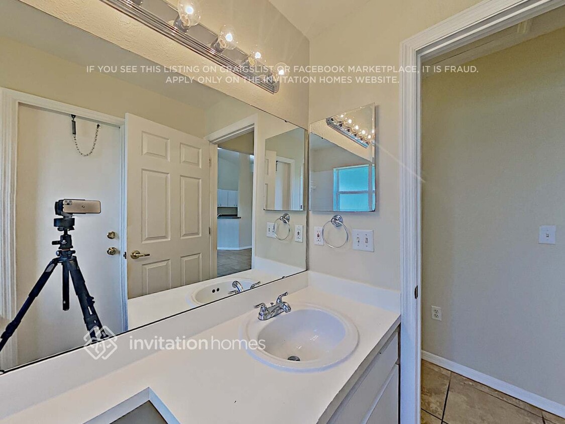 Primary Photo - 6259 Hampton Pointe Cir