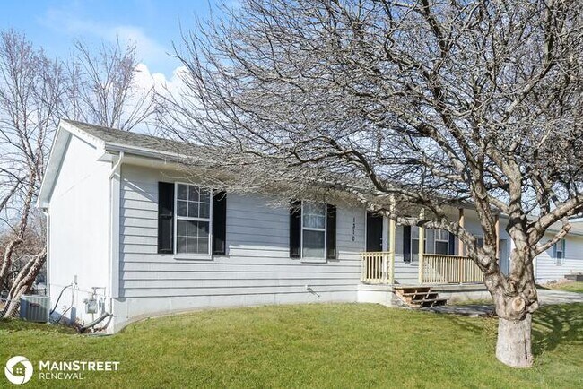 Foto del edificio - 1310 SUSAN ST, KEARNEY, MO 64060