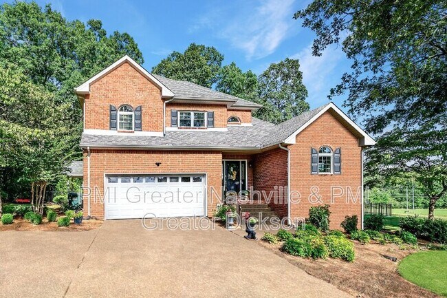 Building Photo - 637 Old Pond Ln