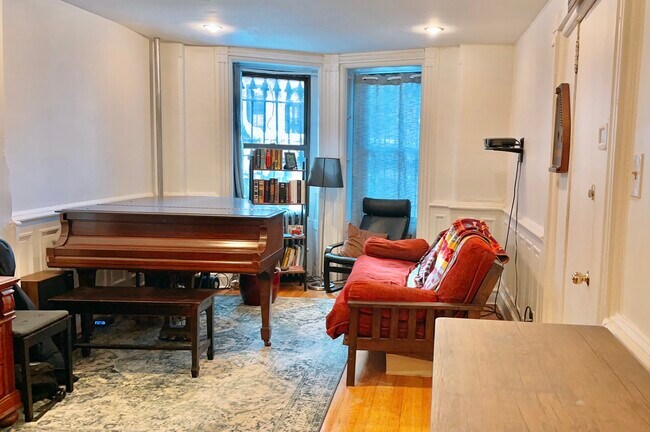 Foto del edificio - 81 Sterling Pl