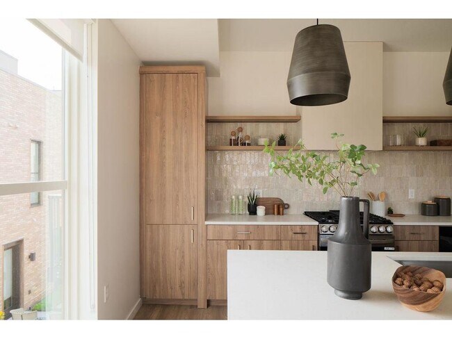 Foto del edificio - 182 West Dr