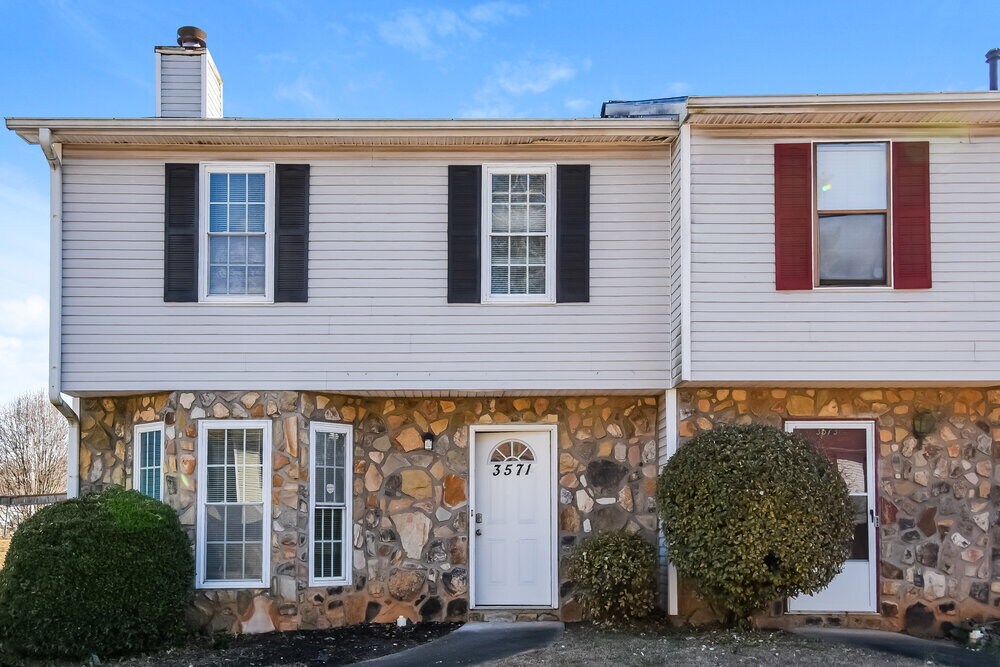 Primary Photo - 3571 Hopkins Ct
