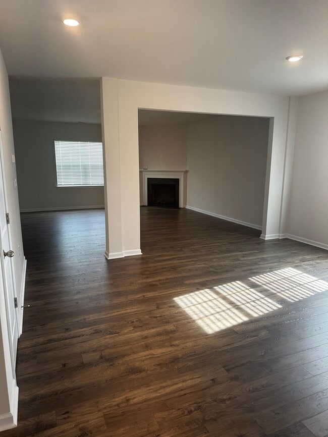 Building Photo - 434 Carolina Hemlock Dr
