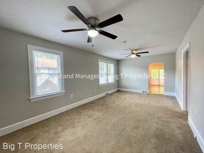 Building Photo - 3 br, 1 bath House - 401 Pennsylvania Ave