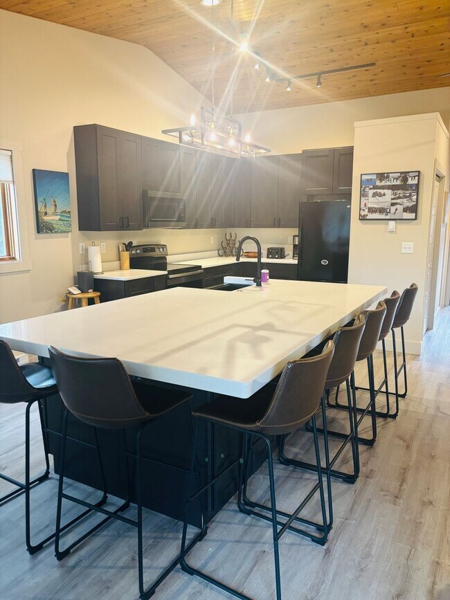 Foto del edificio - Big Sky Furnished Condo