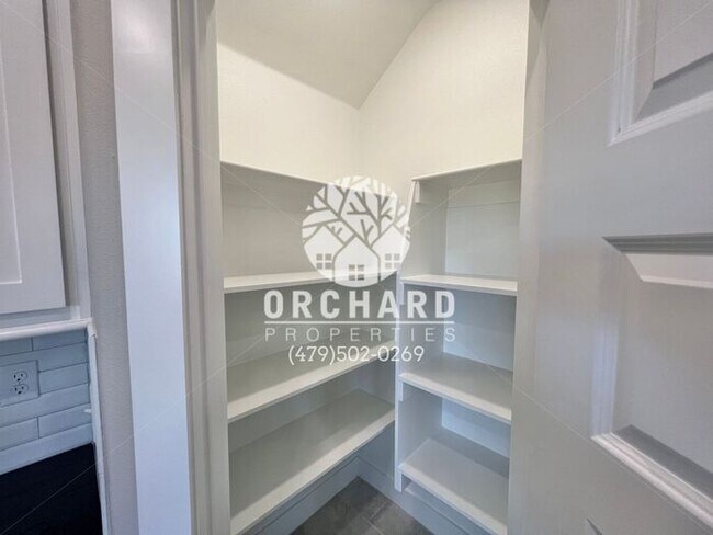 Foto del edificio - Tontitown- Single-Family Home- Desirable H...