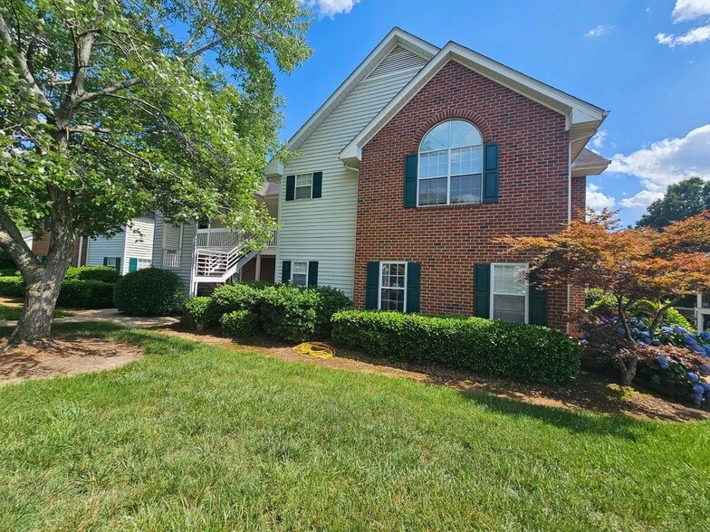 Primary Photo - 1523 Bulon Drive