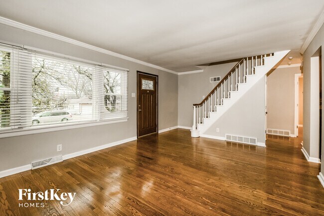 Building Photo - 7630 General Sherman Ln