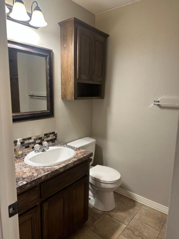 Building Photo - 405 Monte Ln