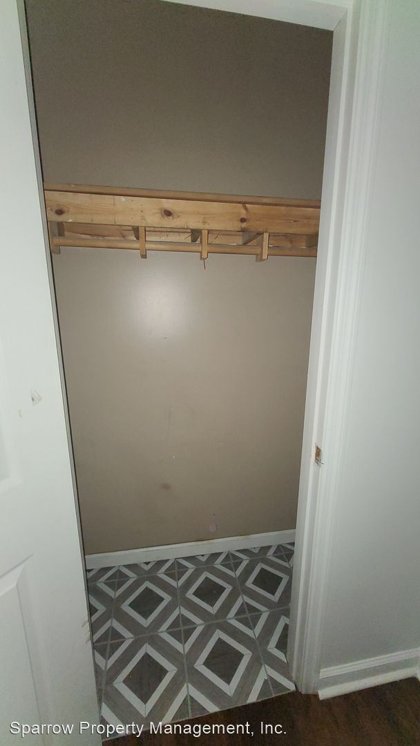 Building Photo - 2 br, 2 bath House - 2810 3rd Ave