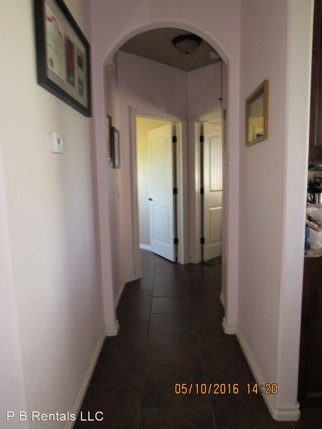 Building Photo - 4 br, 2.5 bath House - 6313 SW 112th Street