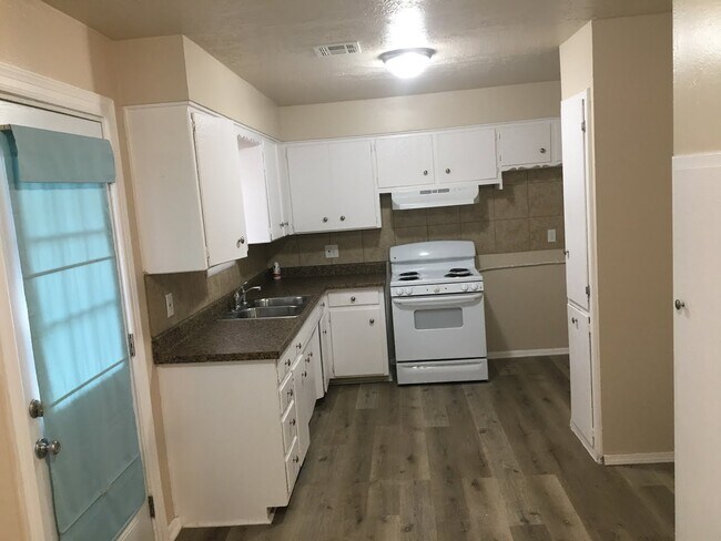 Foto del edificio - 2309 Knox Dr