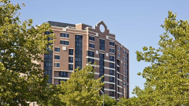 Exterior - Gateway at Malden Center