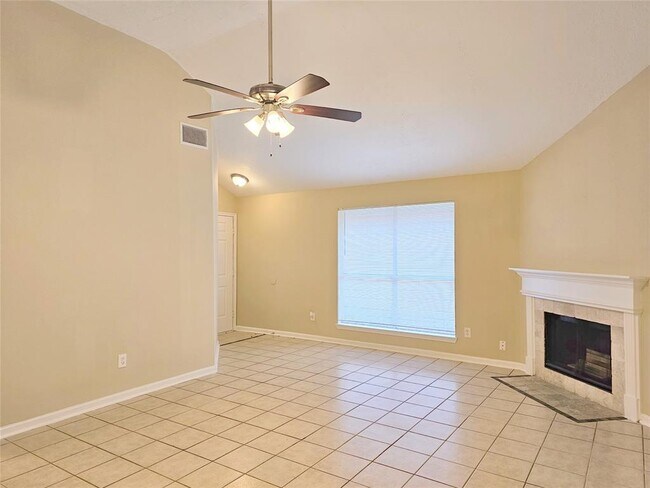 Building Photo - 7111 Pheasant Grove Dr