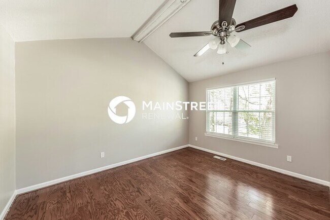 Foto del edificio - 4 Bedroom Pet-Friendly Home in Birmingham, AL with Main Street Renewal