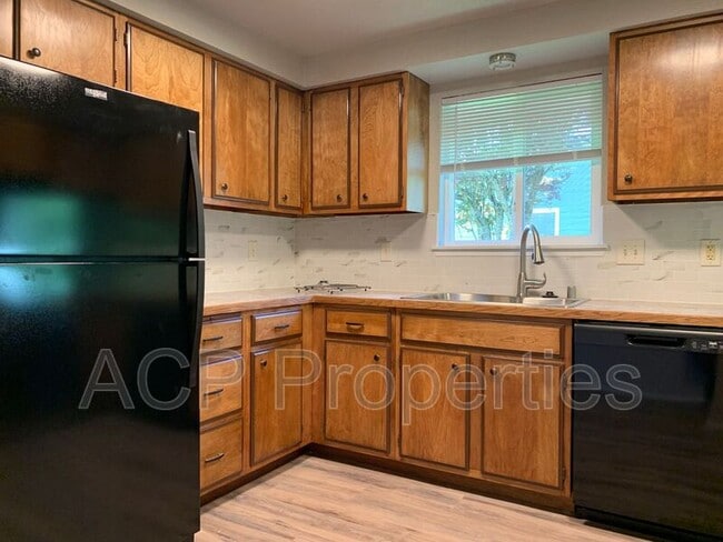 Foto del edificio - 3618 E Rusley Dr