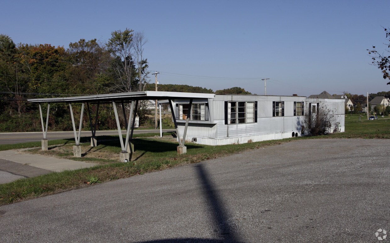 Foto principal - 3785 S Main St