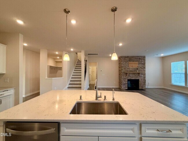 Foto del edificio - 3606 Autumn Creek Dr