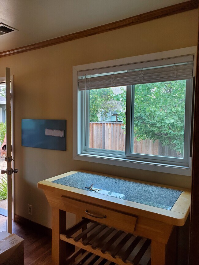 Cocina - 647 Monroe St