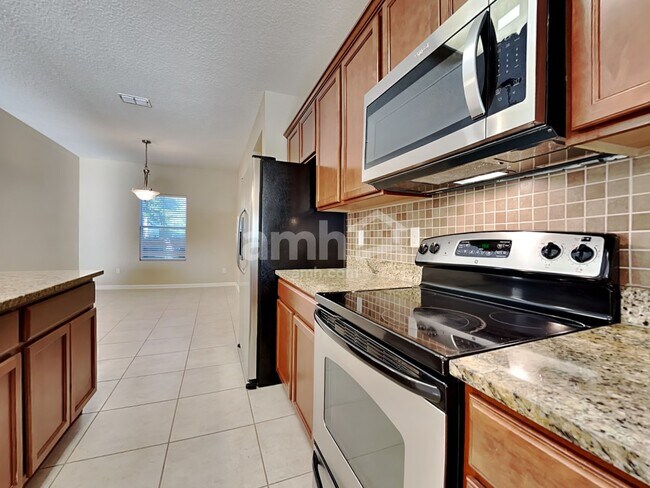 Building Photo - 475 Hefferon Dr