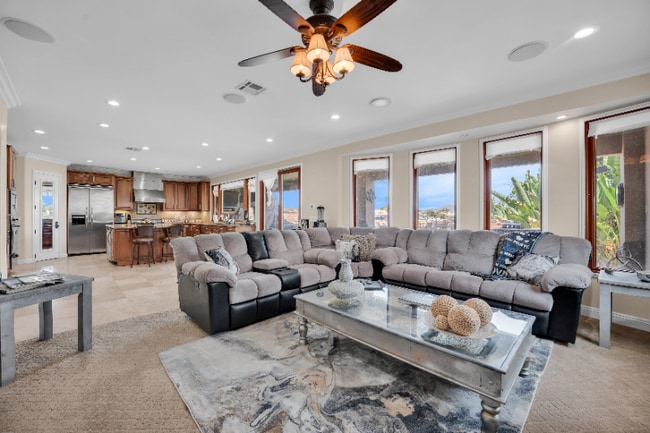 Building Photo - 30420 Longhorn Dr