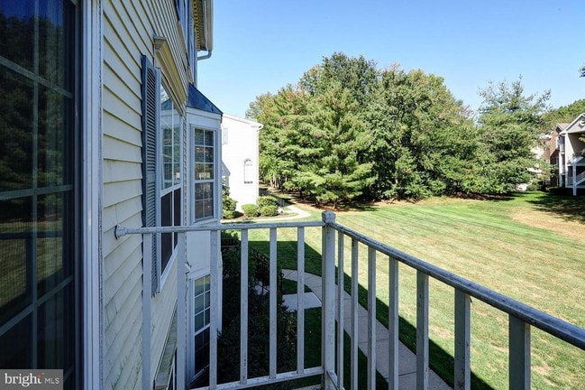 Foto del edificio - 31 Versailles Ct