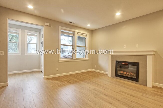 Foto del edificio - 3 Bed,2.5 Bath Townhome at the Landing At ...