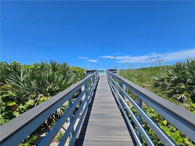 Foto del edificio - 2375 NE Ocean Blvd