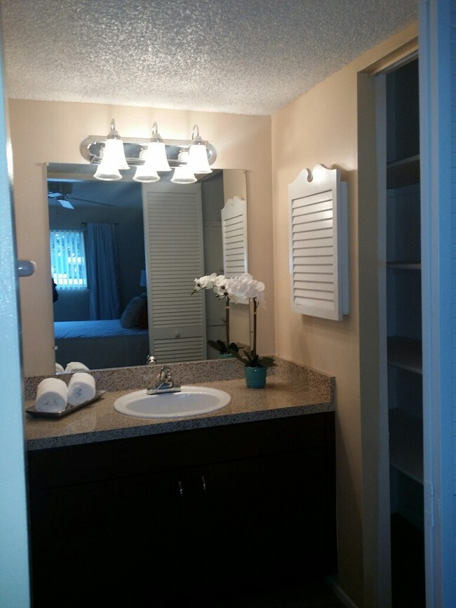 The Lodge at Woodlake Rentals Lakeland, FL