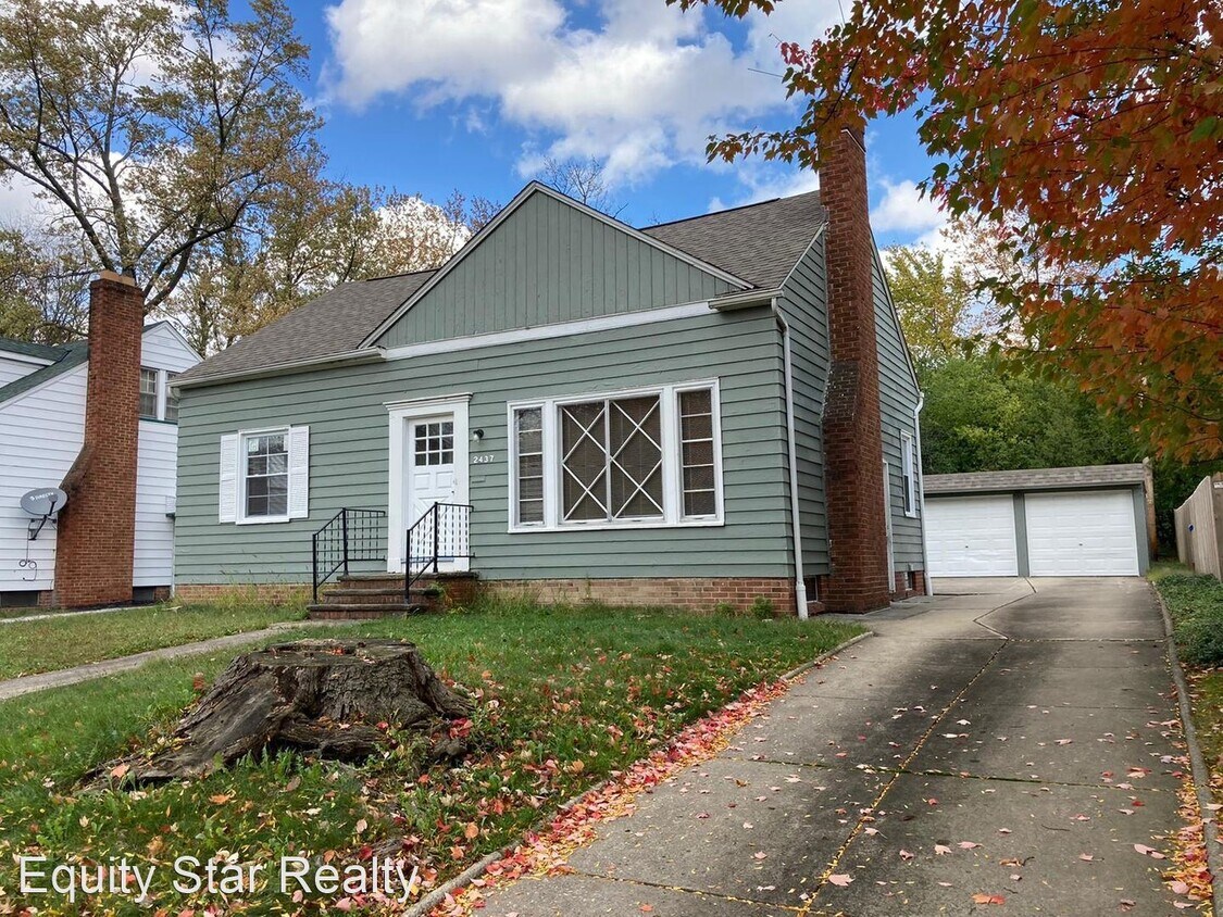 Primary Photo - 3 br, 1 bath House - 2437 S Taylor Rd