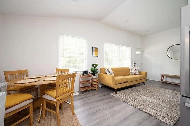 Foto principal - Room in House on Jackson Dr