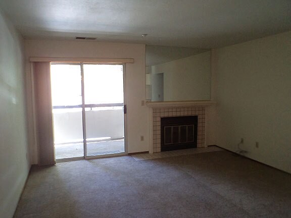 Building Photo - 3183 Wayside Plz