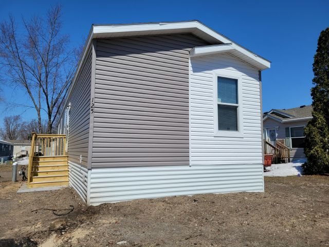 Building Photo - 125 113th Square NE