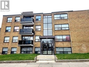 Building Photo - 1490 Eglinton Ave W