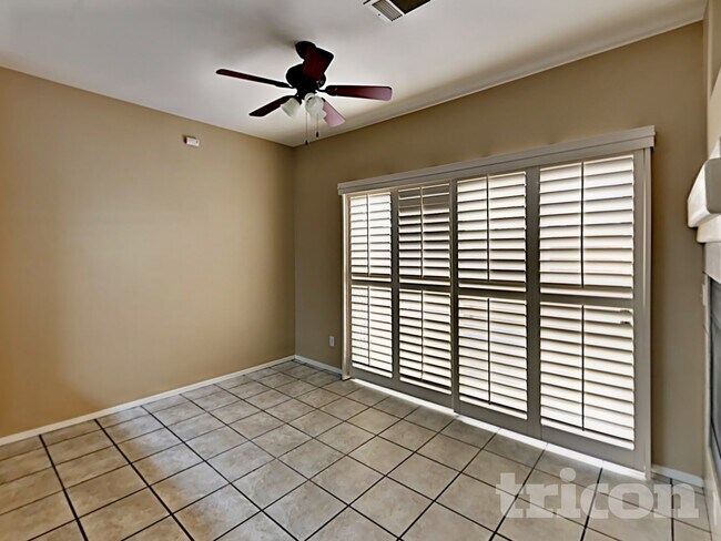 Foto del edificio - 6529 Sundown Heights Ave
