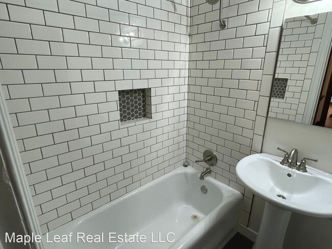 Foto del edificio - 3121 Franklin Ave E