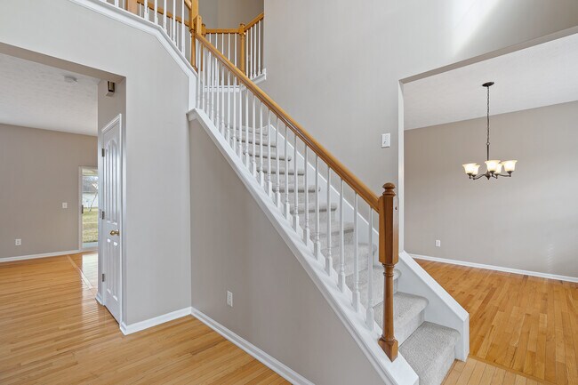 Building Photo - 14298 Esprit Dr