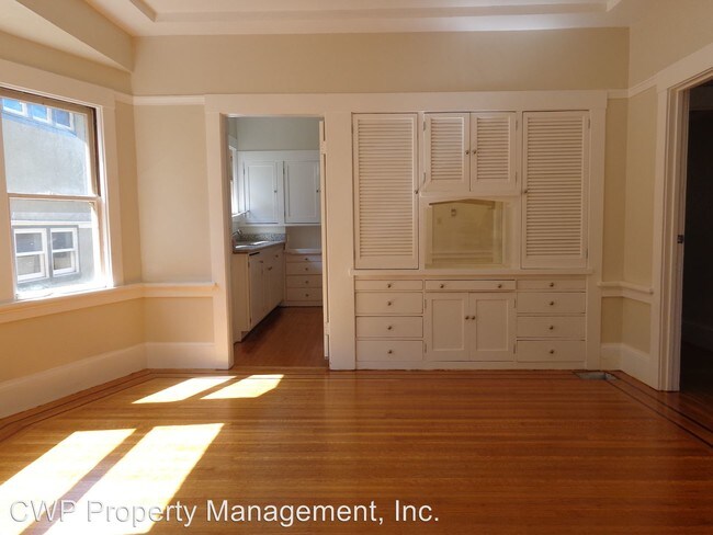 Foto del edificio - 36 Jerome Ave