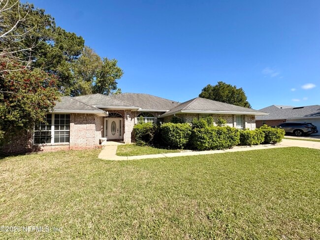 Building Photo - 15677 Moss Hollow Dr