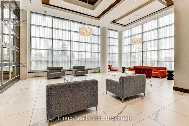 Photo du bâtiment - 3600 Hwy 7