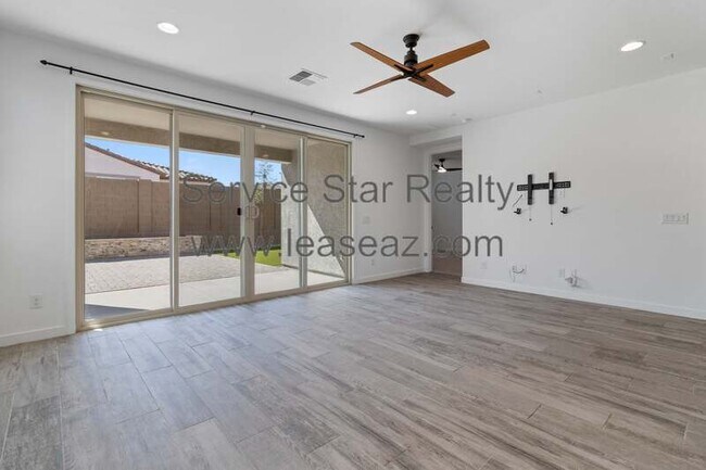 Foto del edificio - 1217 E Maldonado Dr