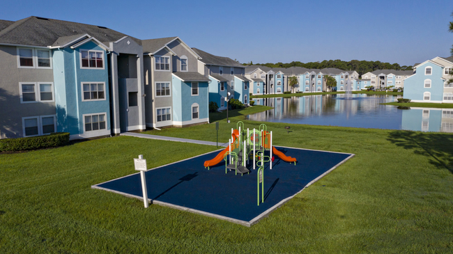 Building Photo - Willow Key Apartments
